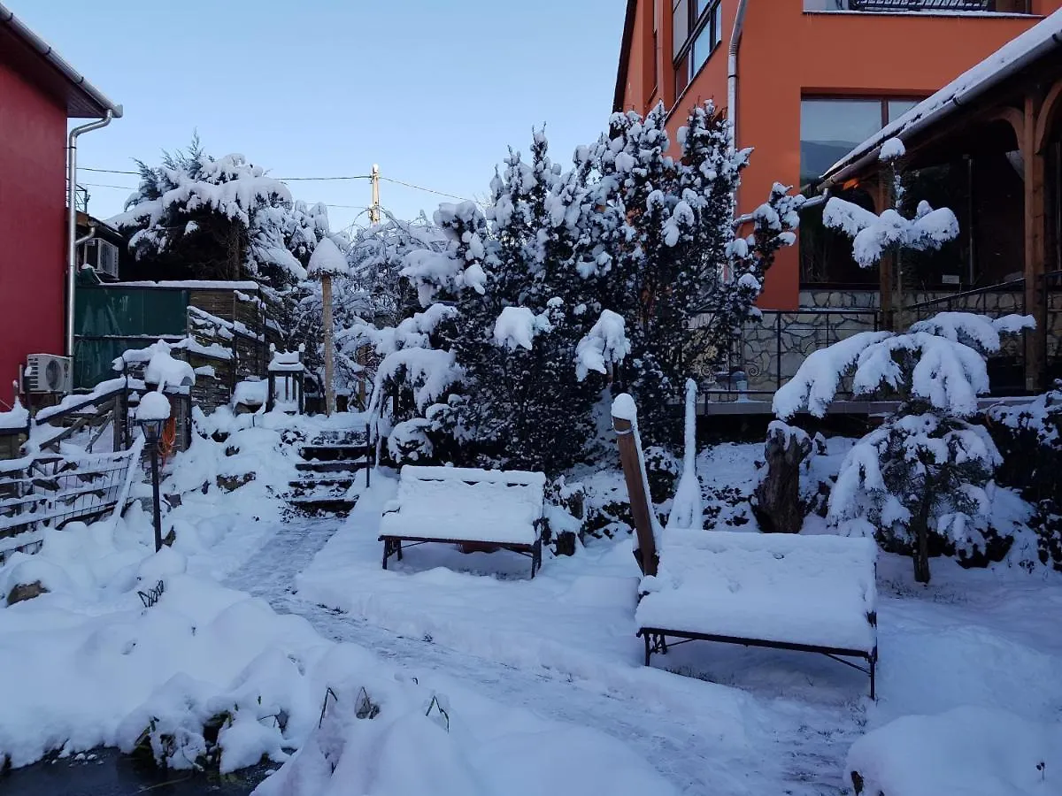 Leganyi Apartmanhaz Eger Hungary