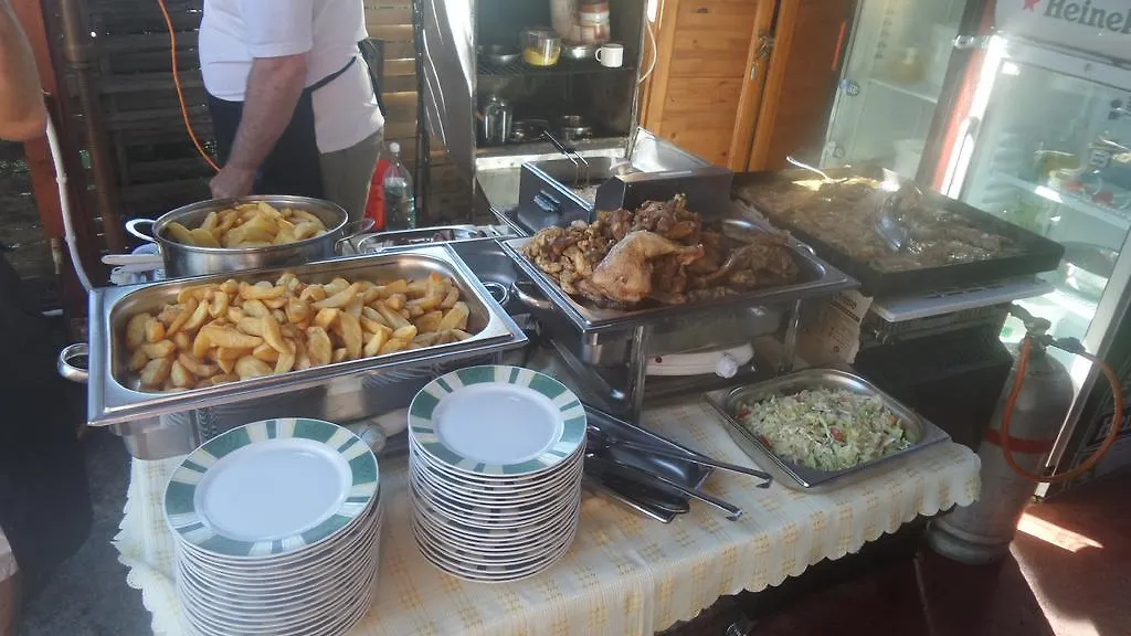 Leganyi Apartmanhaz Eger