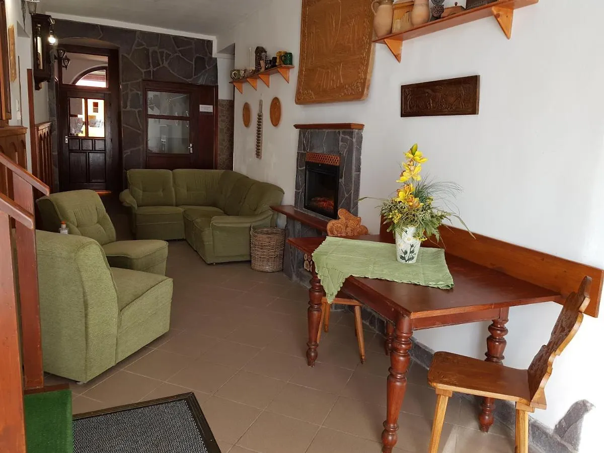 Leganyi Apartmanhaz Eger 0*,
