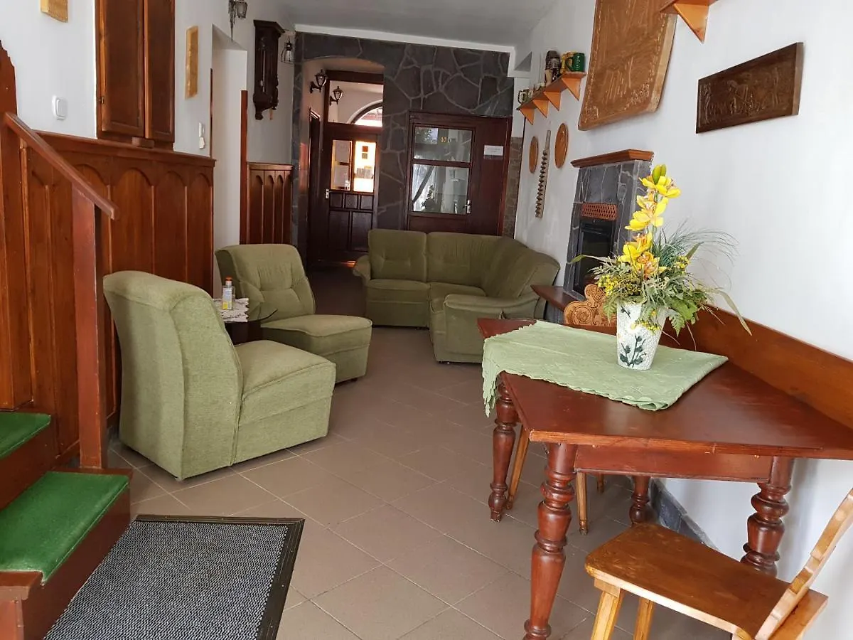 Apartment Leganyi Apartmanhaz Eger