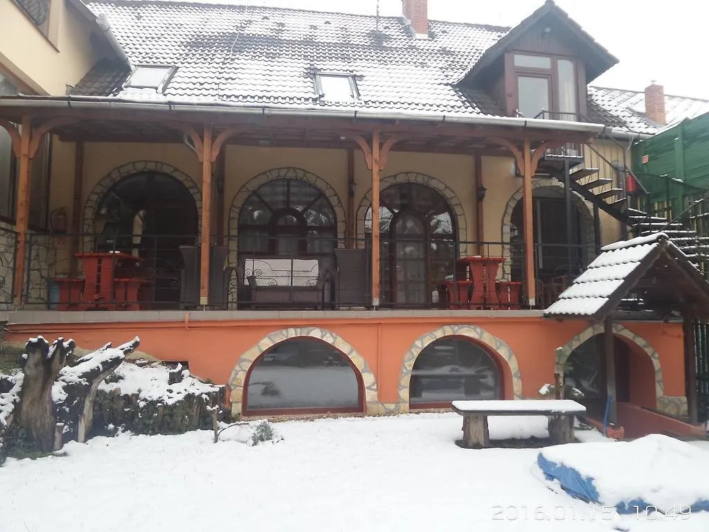 Leganyi Apartmanhaz Eger 0*,